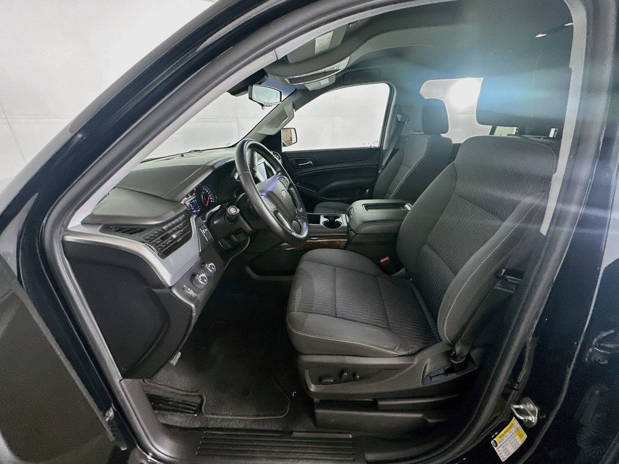 Used 2019 Chevrolet Tahoe LS AWD/4WD image 13
