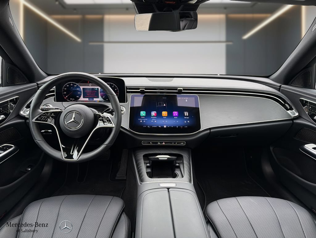 Certified 2025 Mercedes-Benz E 350 4MATIC Sedan image 9