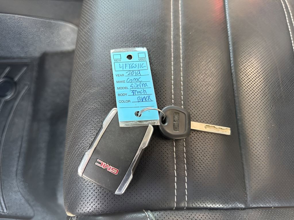 Used 2019 GMC Sierra 2500 Denali w/ Duramax Plus Package image 31