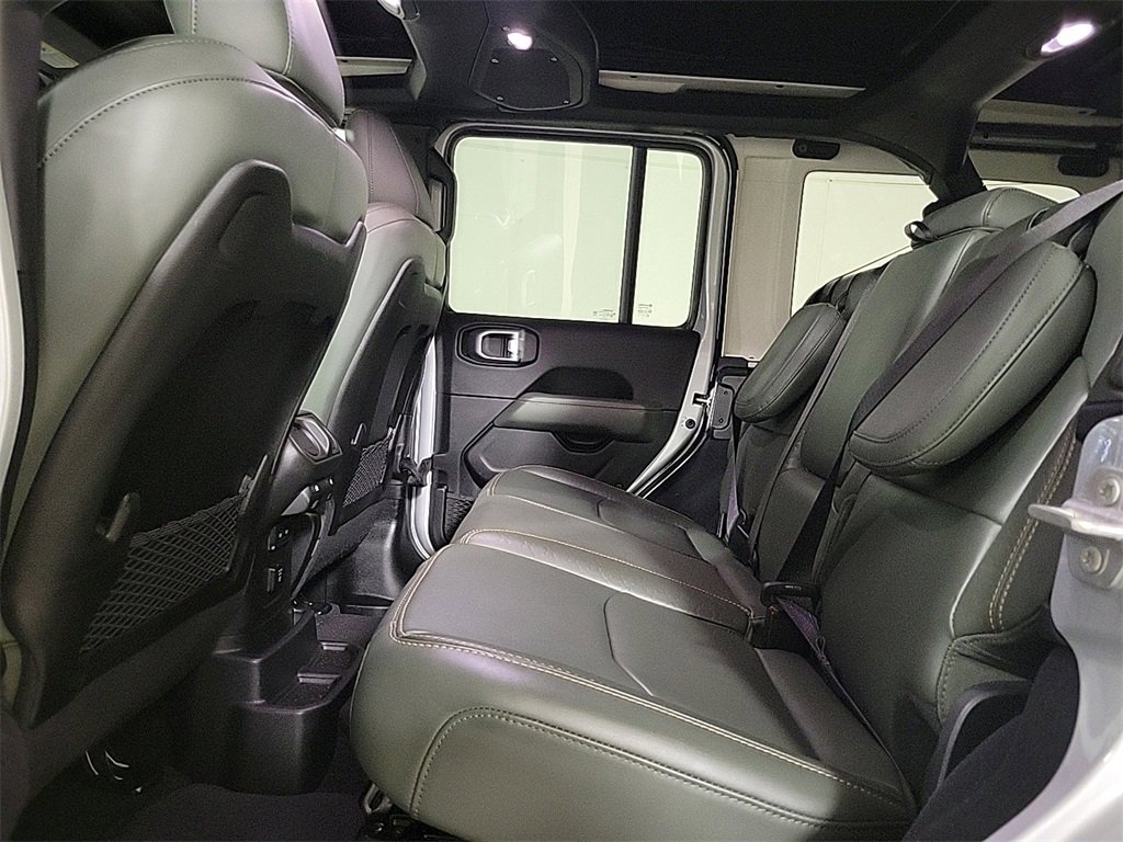 Used 2024 Jeep Wrangler High Altitude image 14