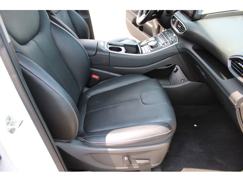 Used 2023 Hyundai Santa Fe Limited image 28