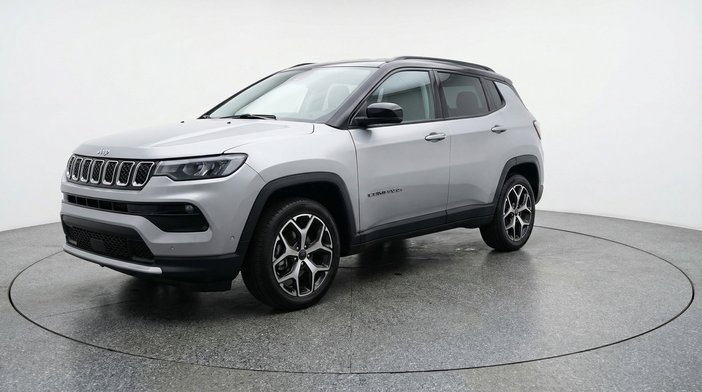 Used 2025 Jeep Compass Limited AWD/4WD image 3
