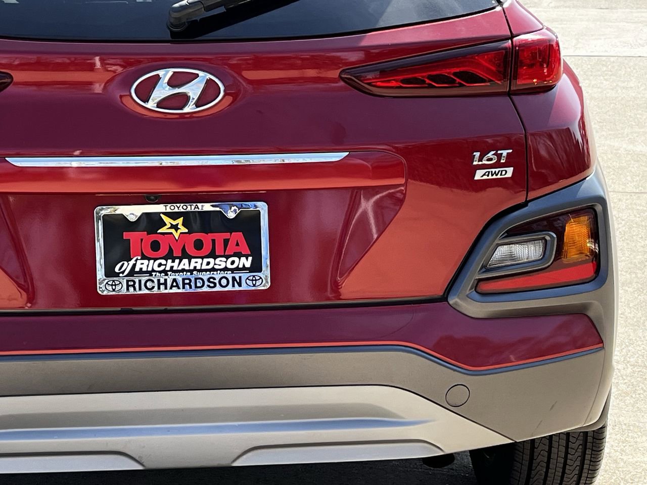 Used 2019 Hyundai Kona Limited image 6
