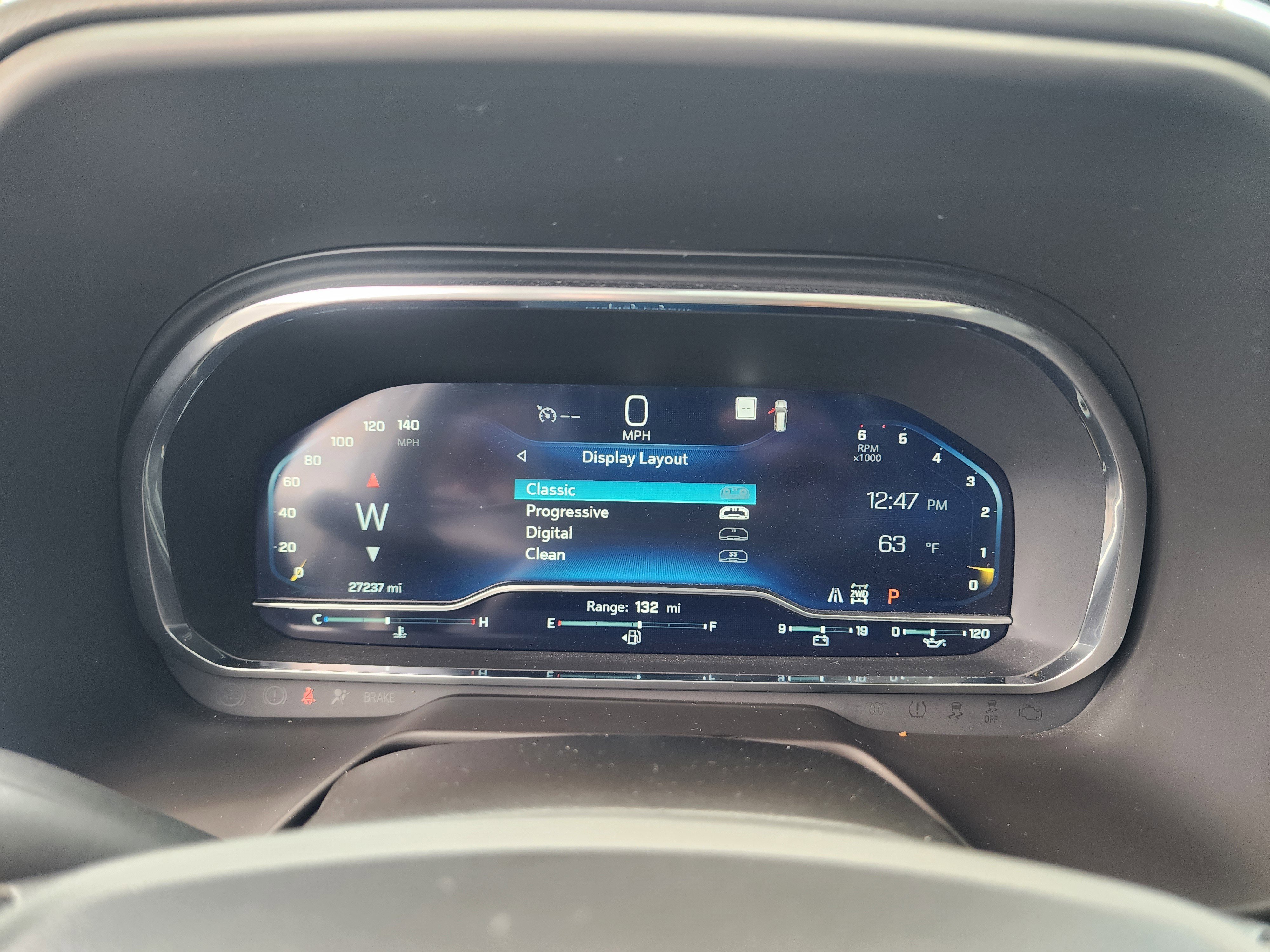 Used 2022 Chevrolet Tahoe Z71 w/ Z71 Off-Road Package image 32