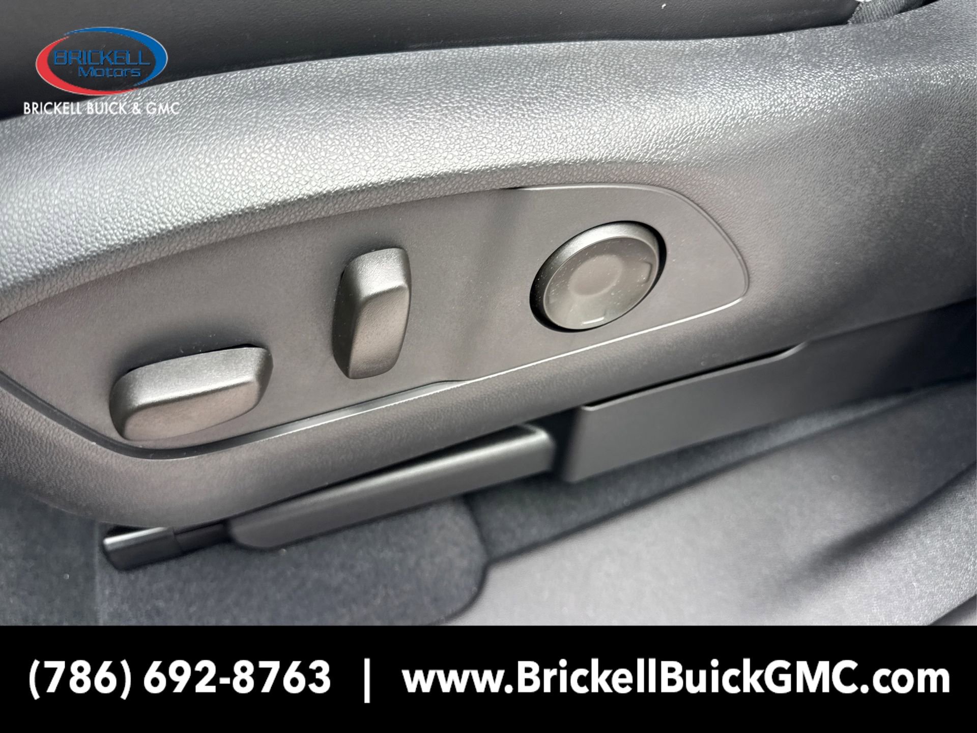 New 2025 GMC Sierra EV Denali image 21