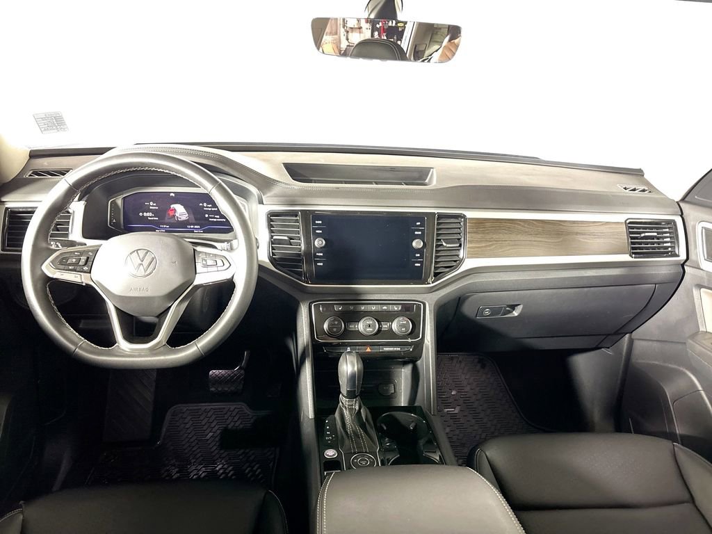 Certified 2022 Volkswagen Atlas SE image 13