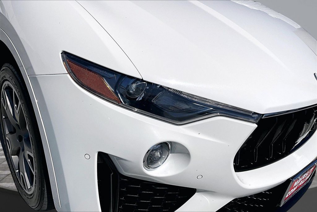 Used 2023 Maserati Levante Modena AWD/4WD image 28