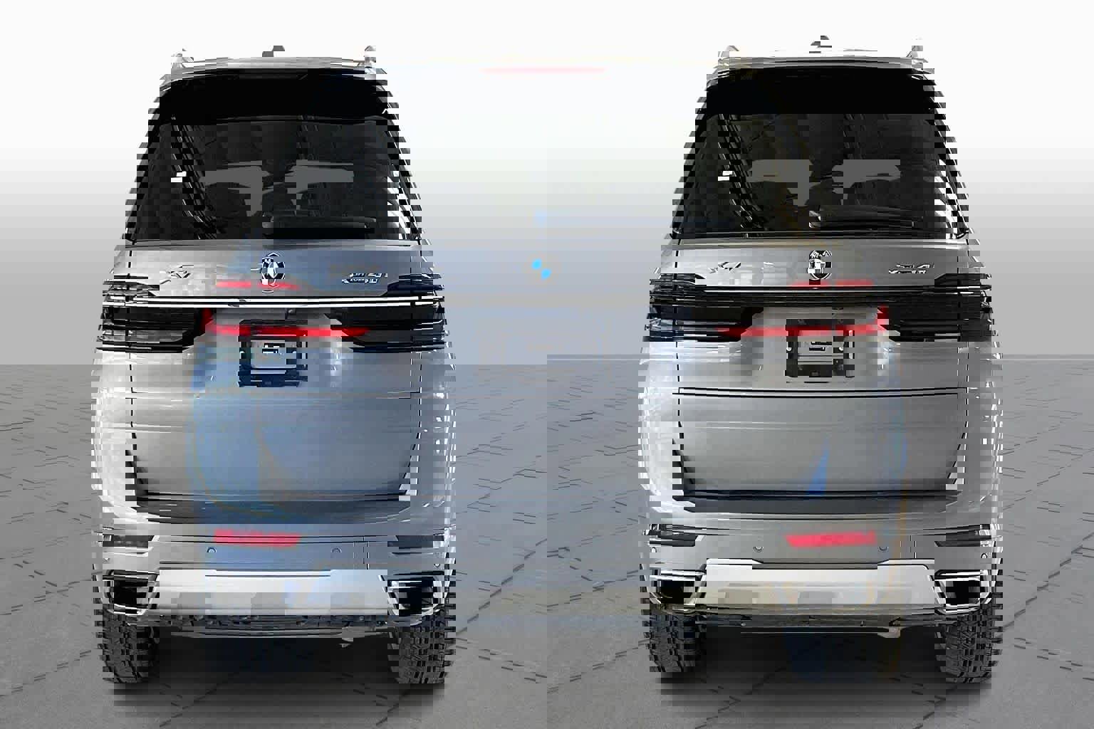 Used 2024 BMW X7 xDrive40i image 4