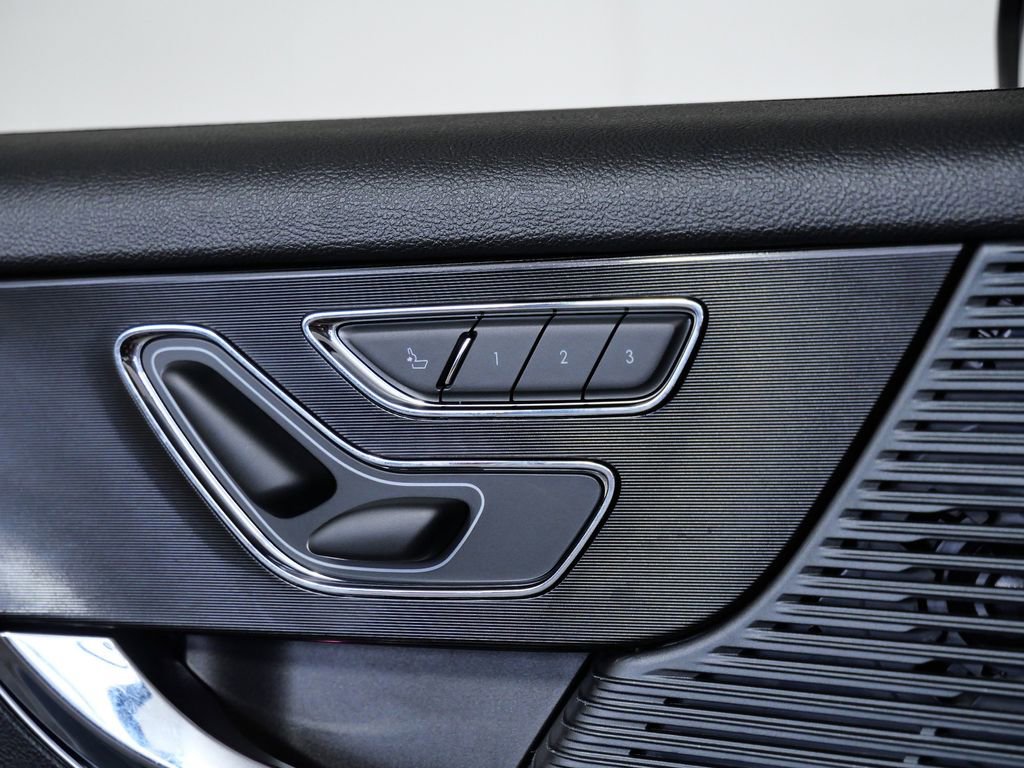 Used 2022 Lincoln Corsair Reserve w/ Elements Package image 27