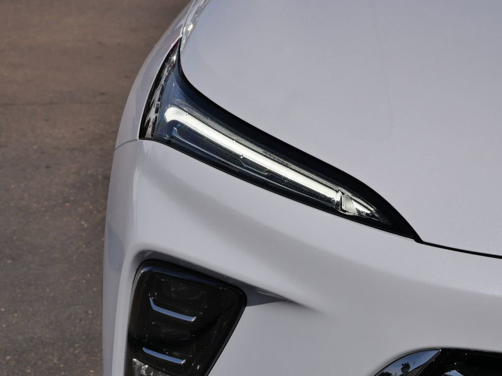 New 2026 Buick Enclave Avenir w/ Super Cruise Package AWD/4WD image 4