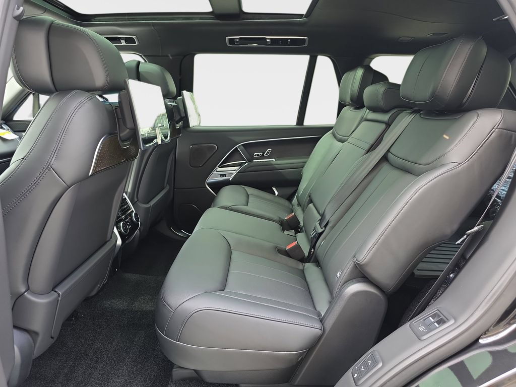 New 2026 Land Rover Range Rover Long Wheelbase Autobiography AWD/4WD image 14