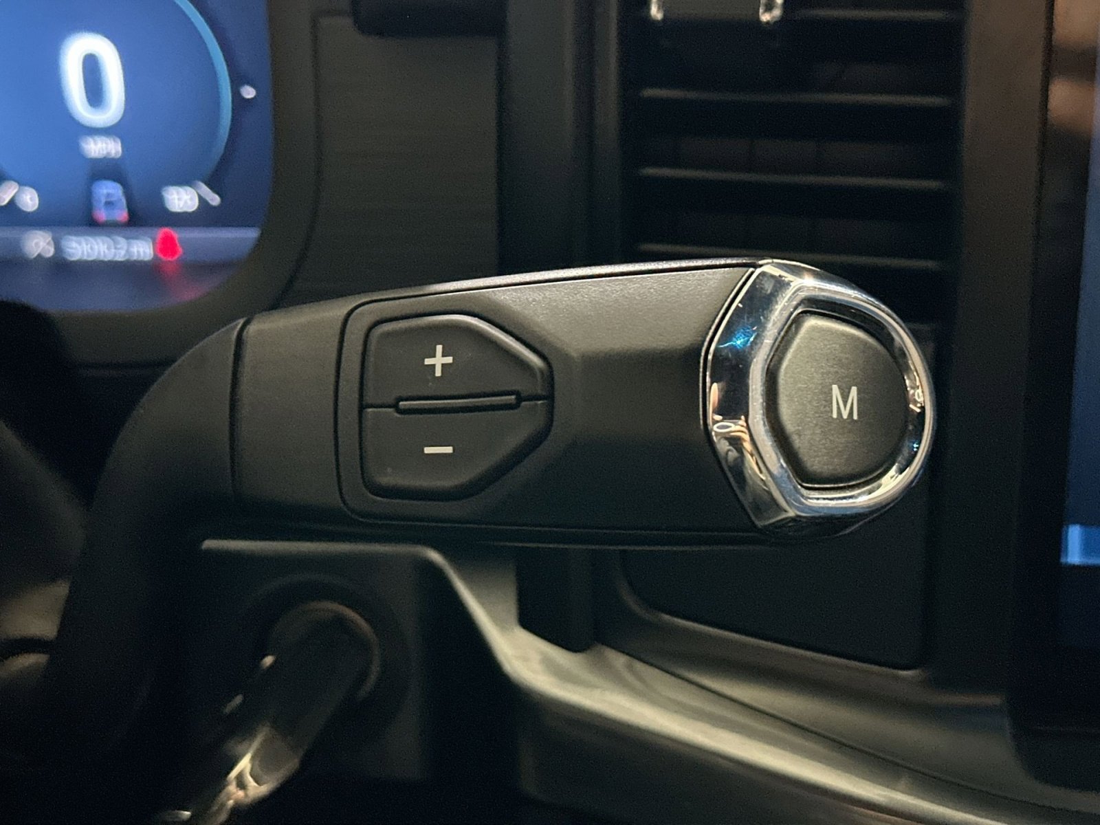 Used 2024 Ford F150 STX image 31