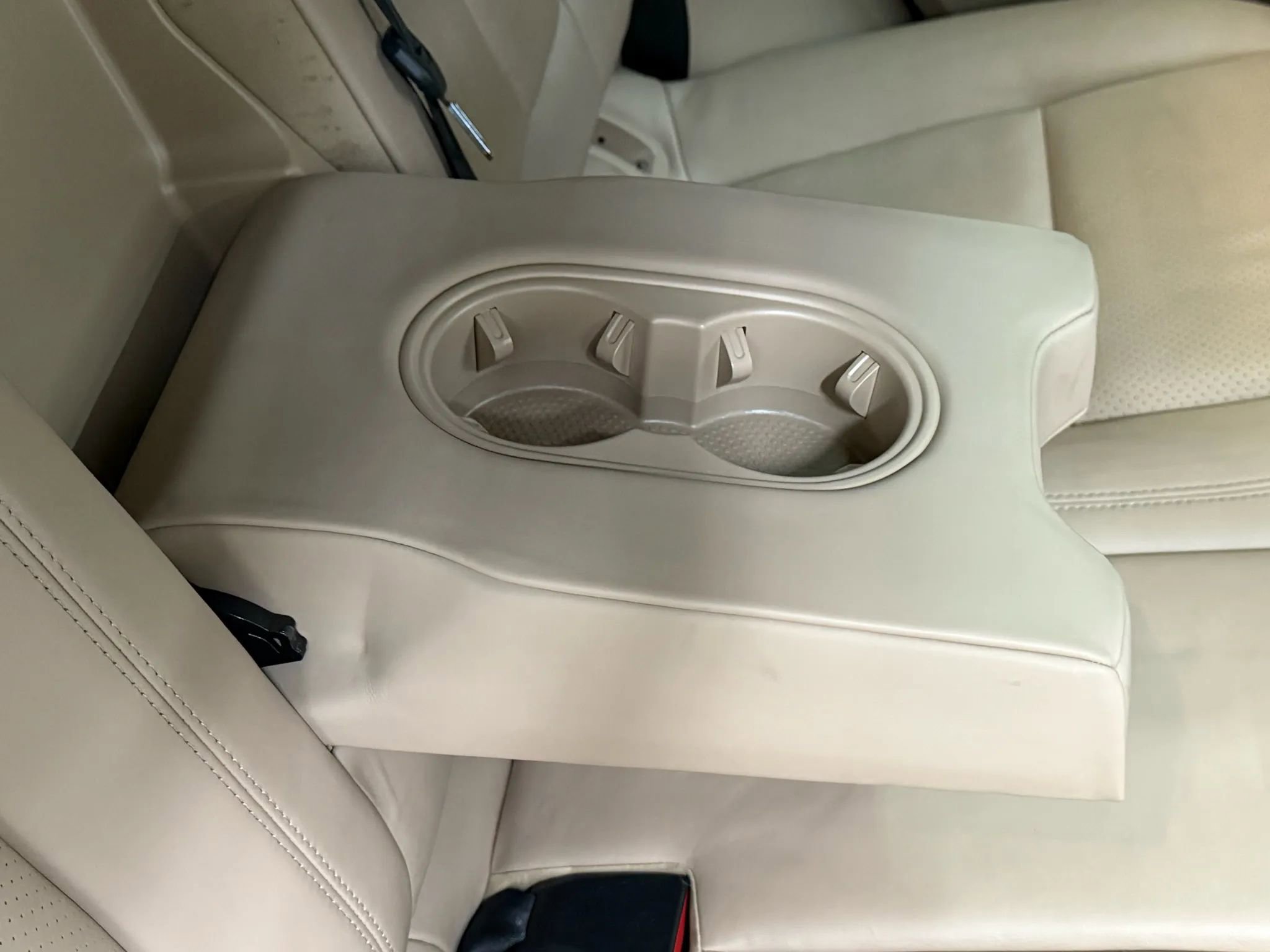 Used 2019 Porsche Macan image 38