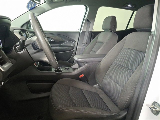 Used 2023 GMC Terrain SLE w/ Driver Convenience Package image 16
