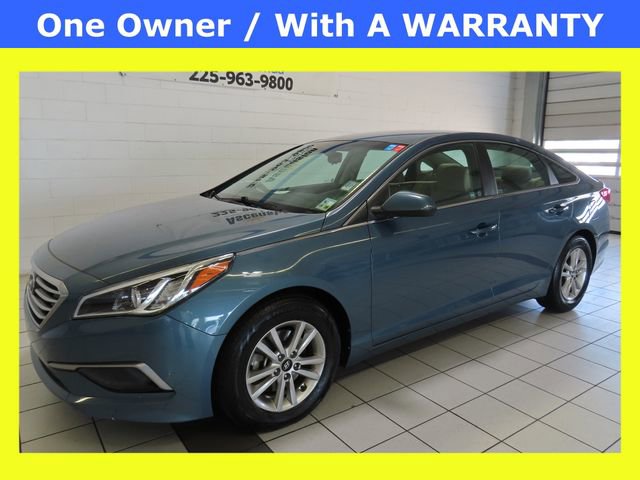 Used 2016 Hyundai Sonata SE image 1