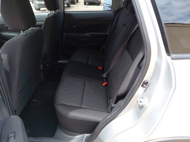 Used 2025 Mitsubishi Outlander Sport ES AWD/4WD image 21