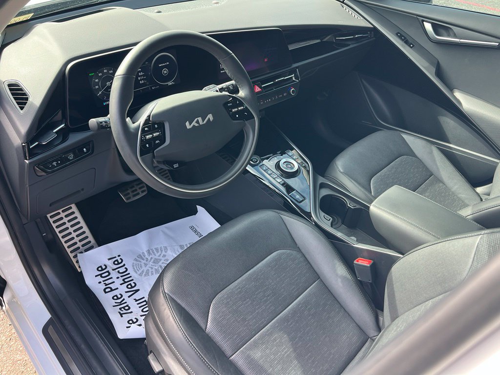 Certified 2023 Kia Niro Wave FWD image 18