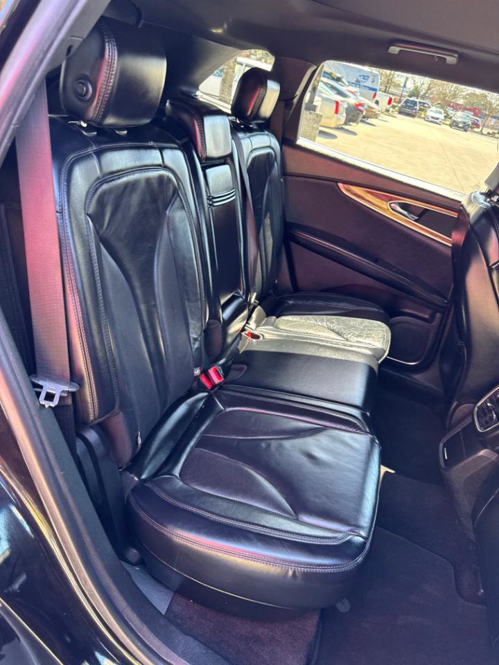 Used 2019 Lincoln Nautilus Select image 20
