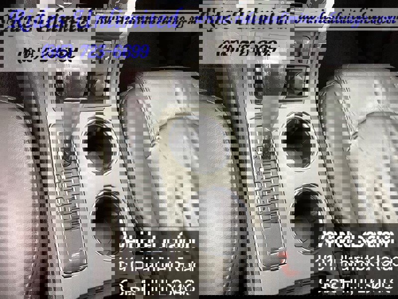 Used 2010 Chevrolet Traverse LT w/ Personal Connectivity Package image 19