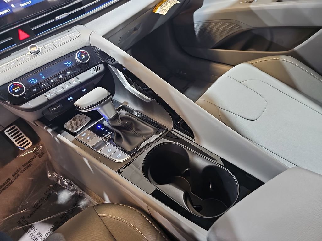 New 2026 Hyundai Elantra Sport image 23