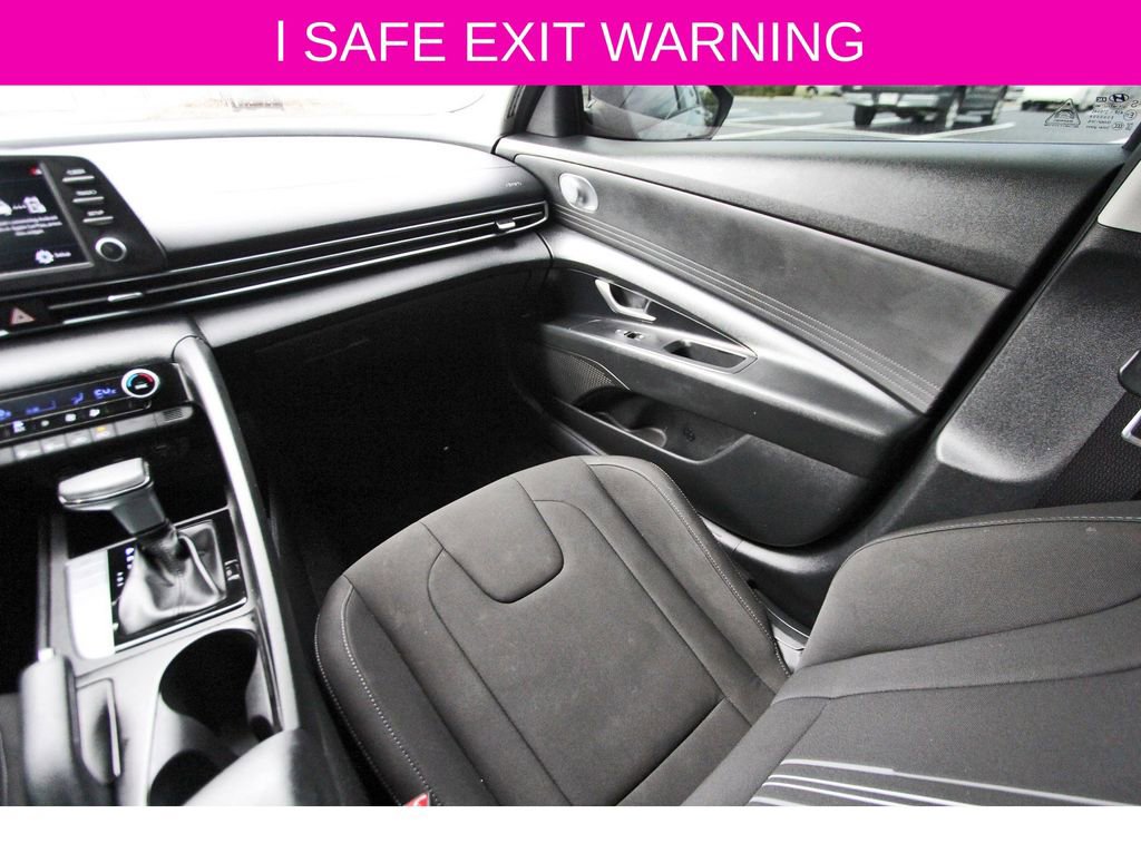 Certified 2021 Hyundai Elantra SEL image 11