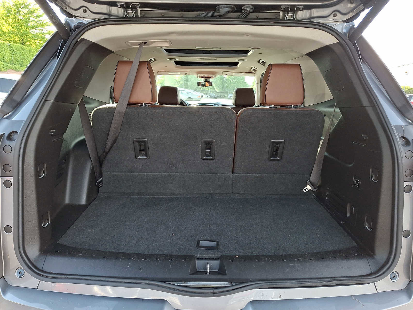 Used 2018 Chevrolet Traverse High Country AWD/4WD image 29
