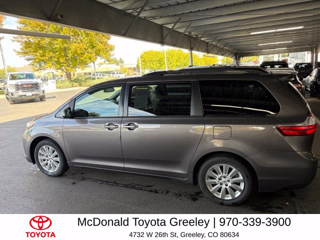Used 2015 Toyota Sienna XLE w/ XLE Navigation Package AWD/4WD image 8