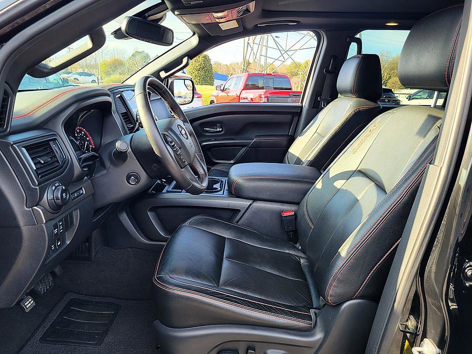 Used 2021 Nissan Titan PRO-4X w/ Pro-4x Convenience Package image 10