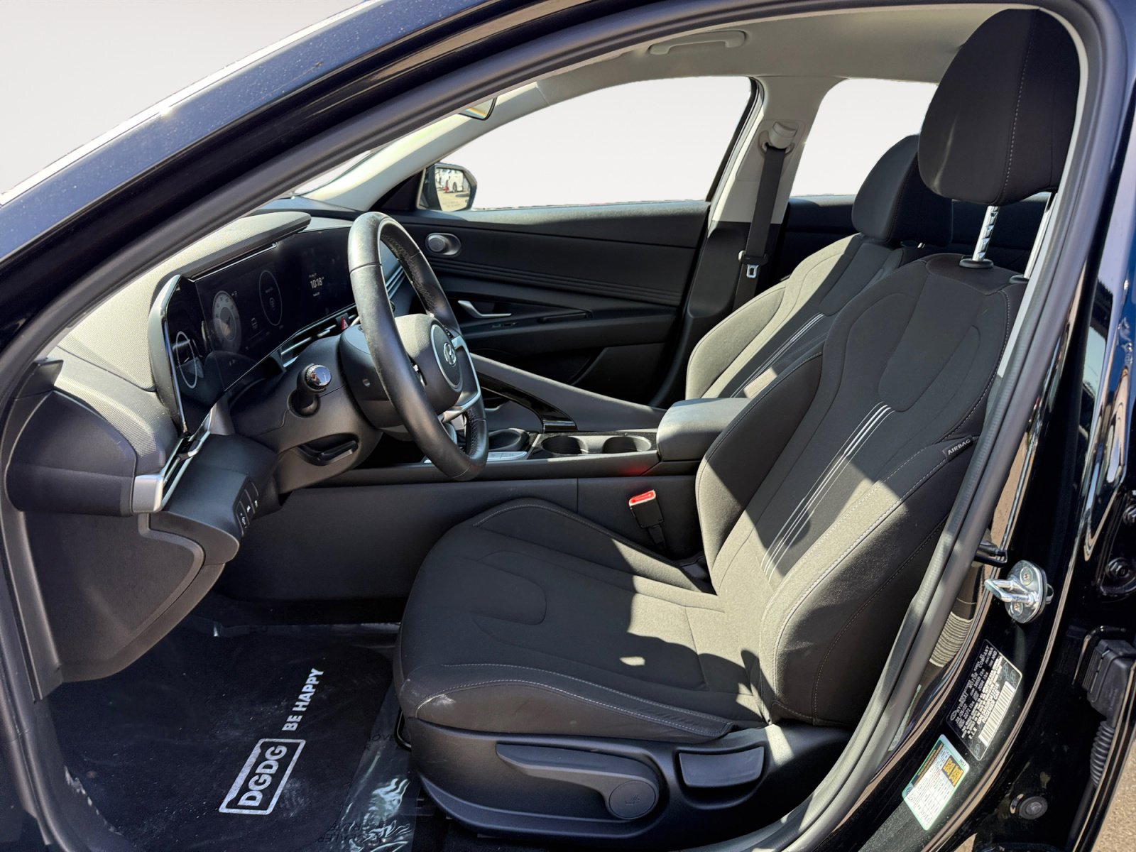 Certified 2023 Hyundai Elantra SEL w/ Convenience Package FWD image 10