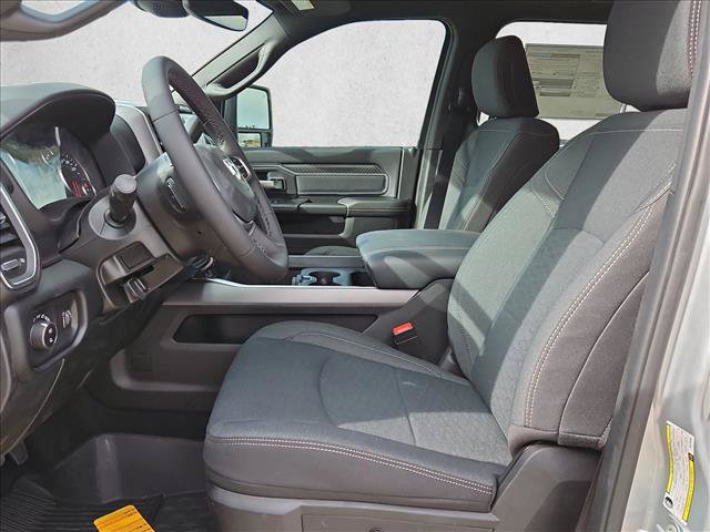 New 2026 RAM 3500 Big Horn AWD/4WD image 4