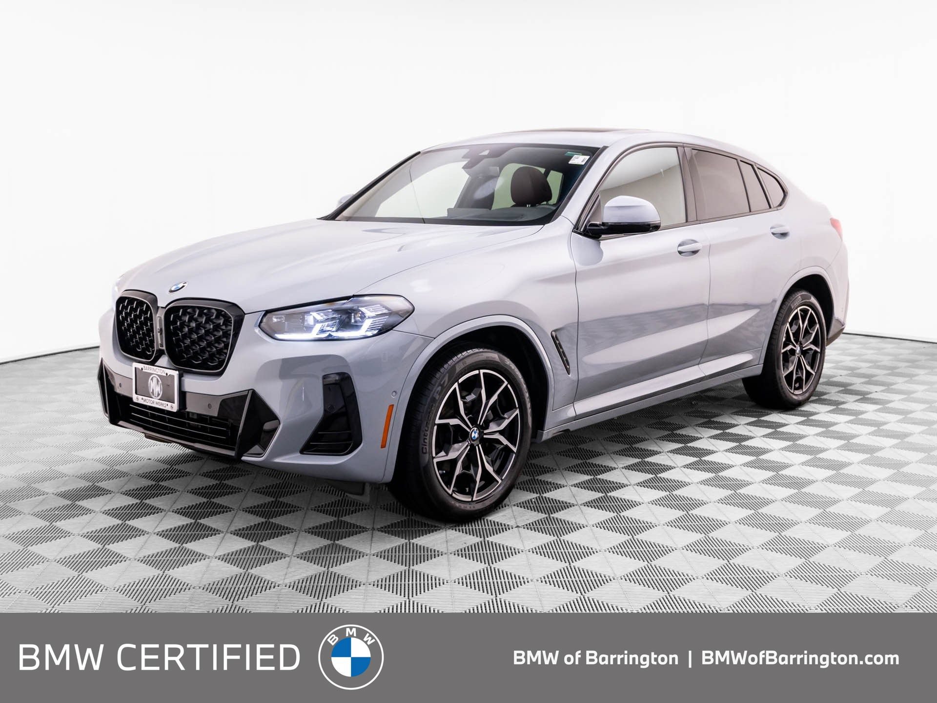 Certified 2025 BMW X4 xDrive30i w/ Premium Package AWD/4WD image 1
