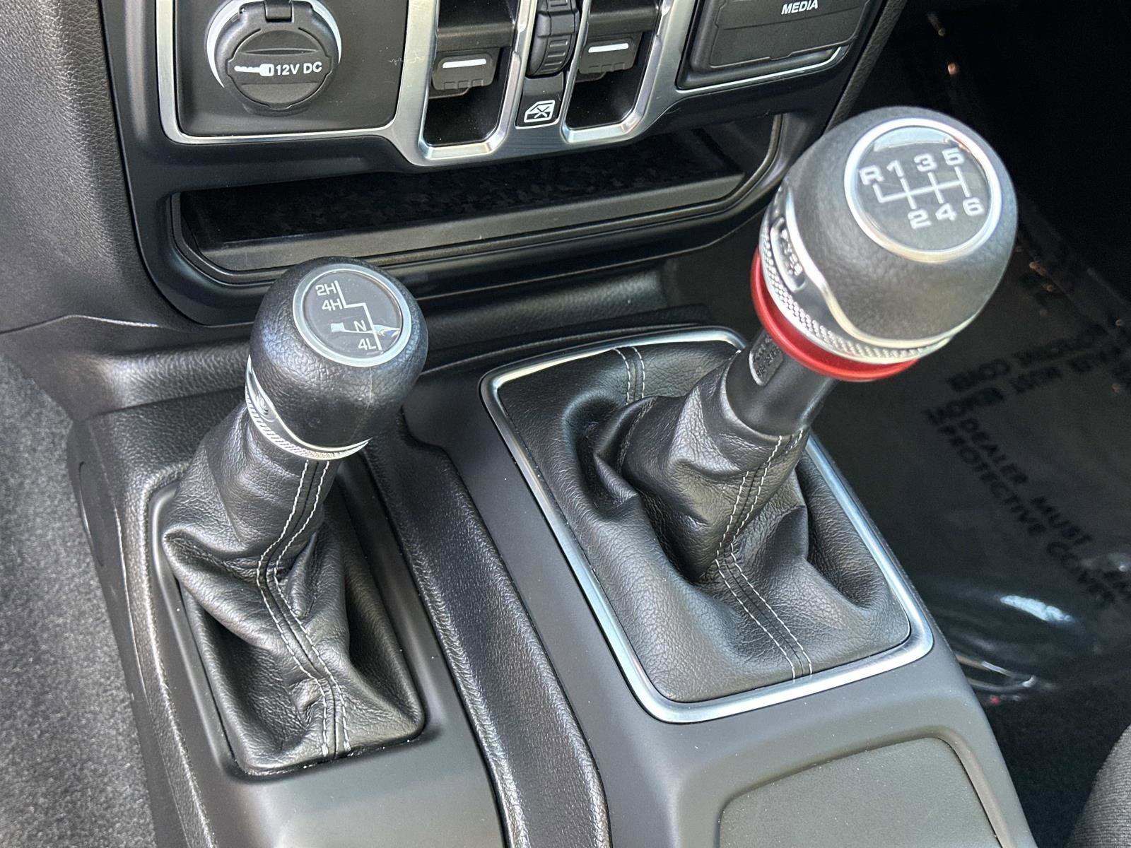 Used 2024 Jeep Wrangler Unlimited Sport image 14