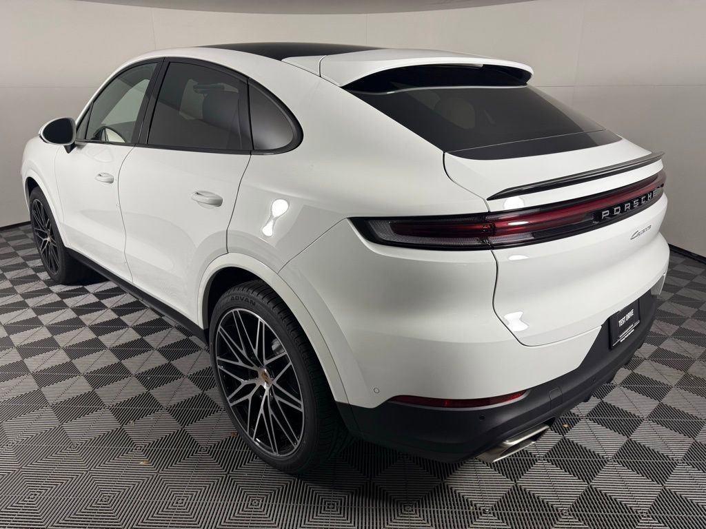 New 2026 Porsche Cayenne Coupe image 3