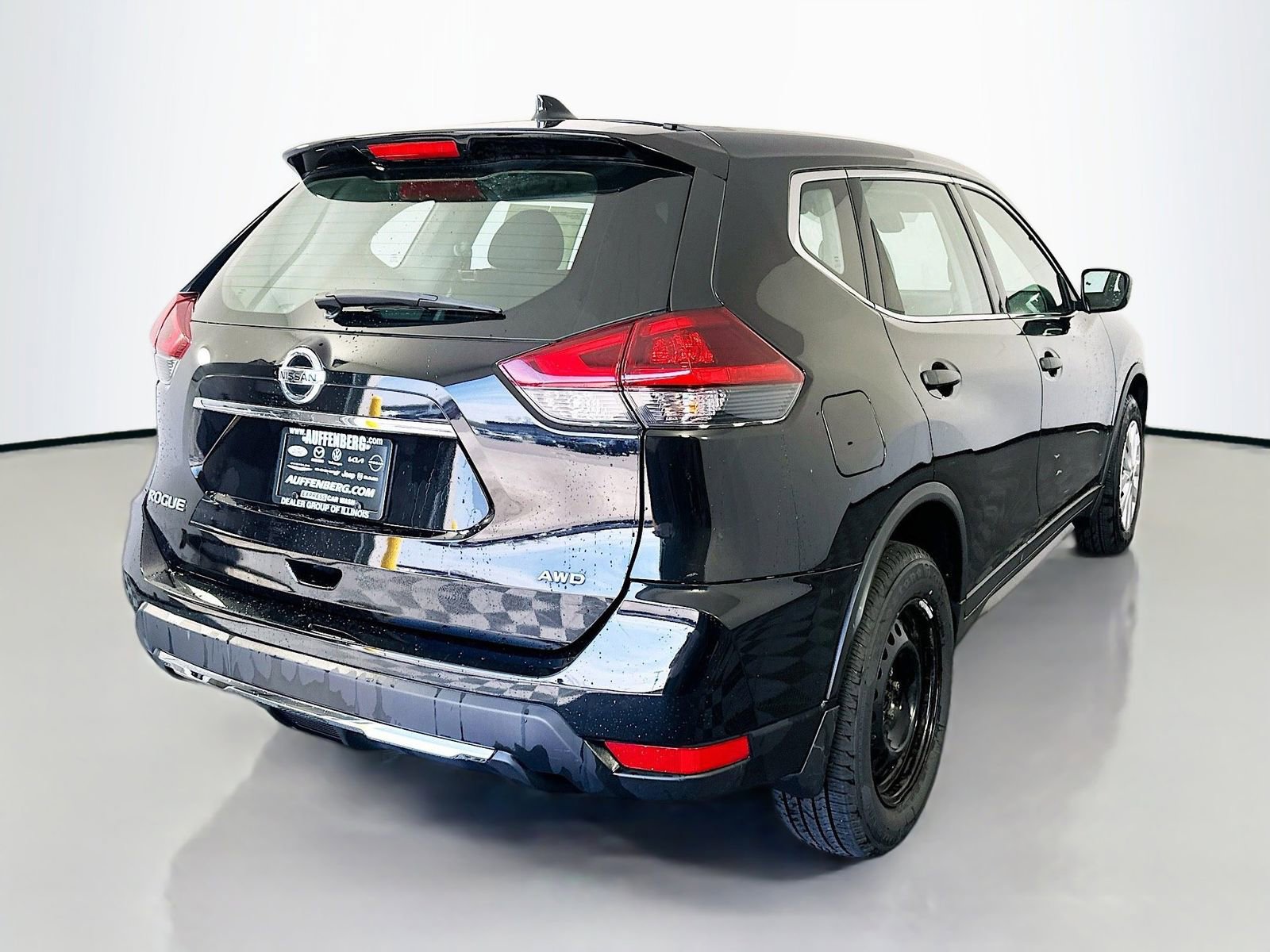 Used 2020 Nissan Rogue S AWD/4WD image 7