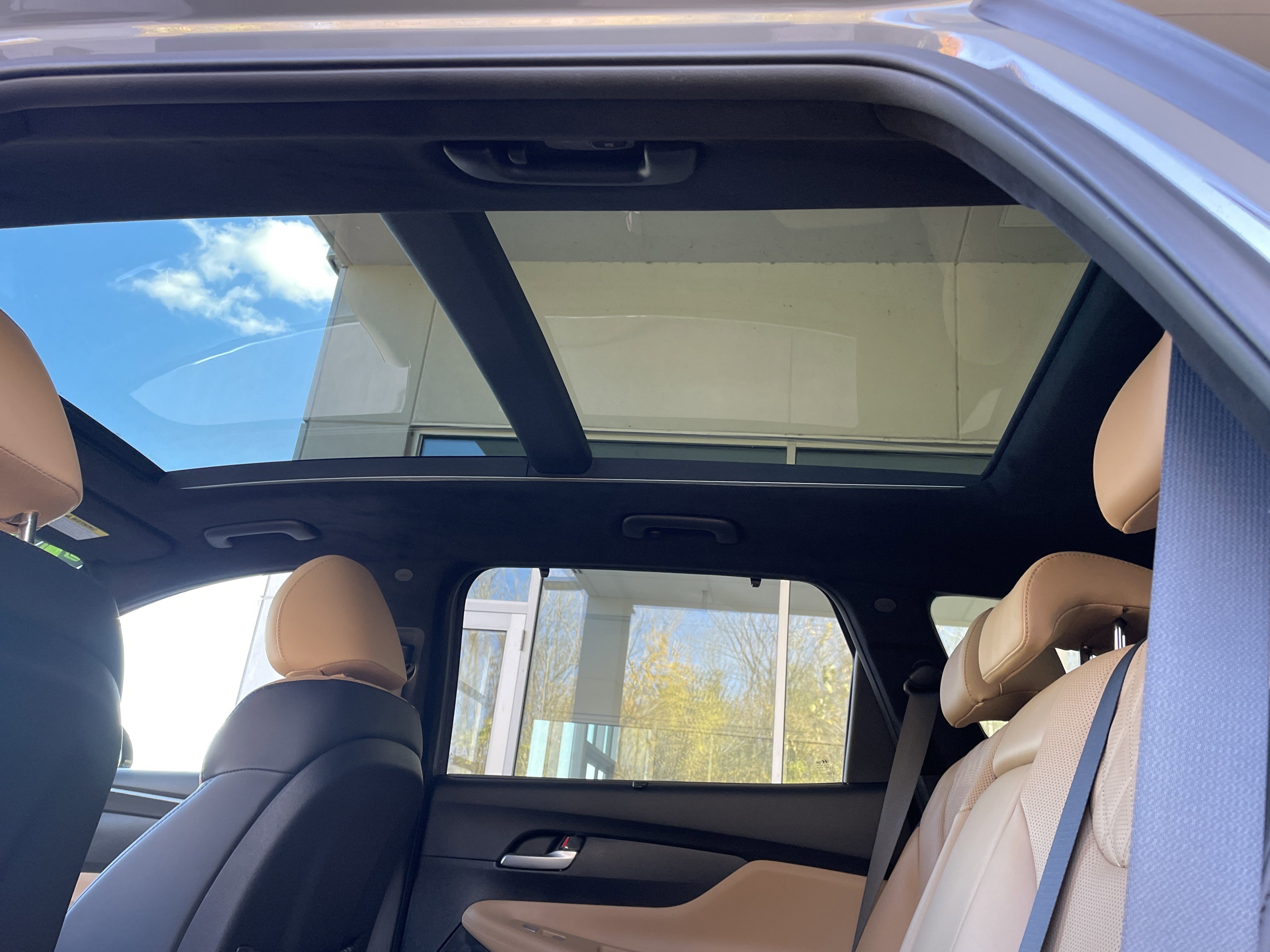 Used 2023 Hyundai Santa Fe Calligraphy image 31