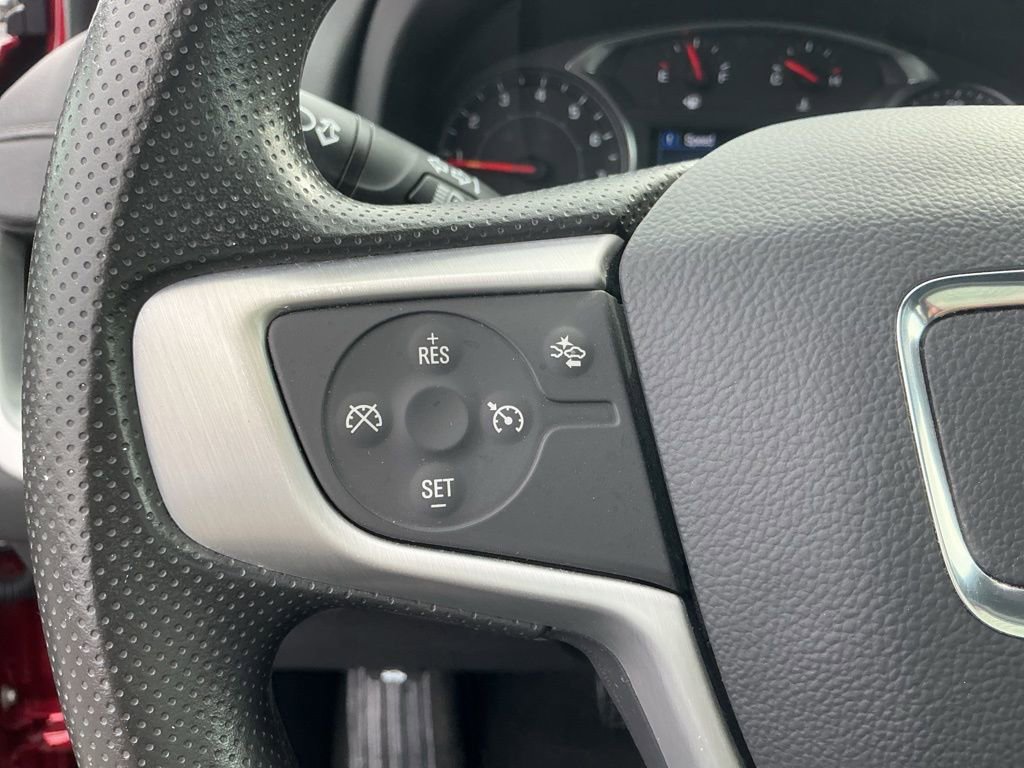Used 2024 GMC Terrain SLE w/ Driver Convenience Package image 14
