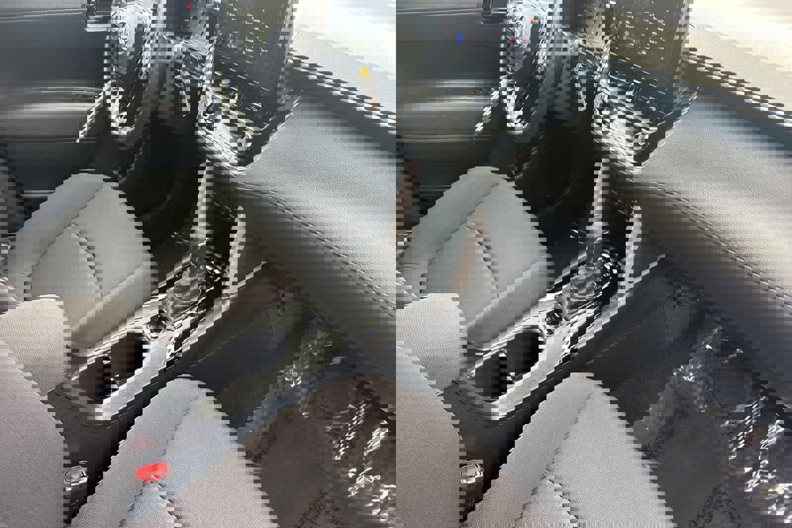 Certified 2023 Toyota Corolla Cross LE image 16