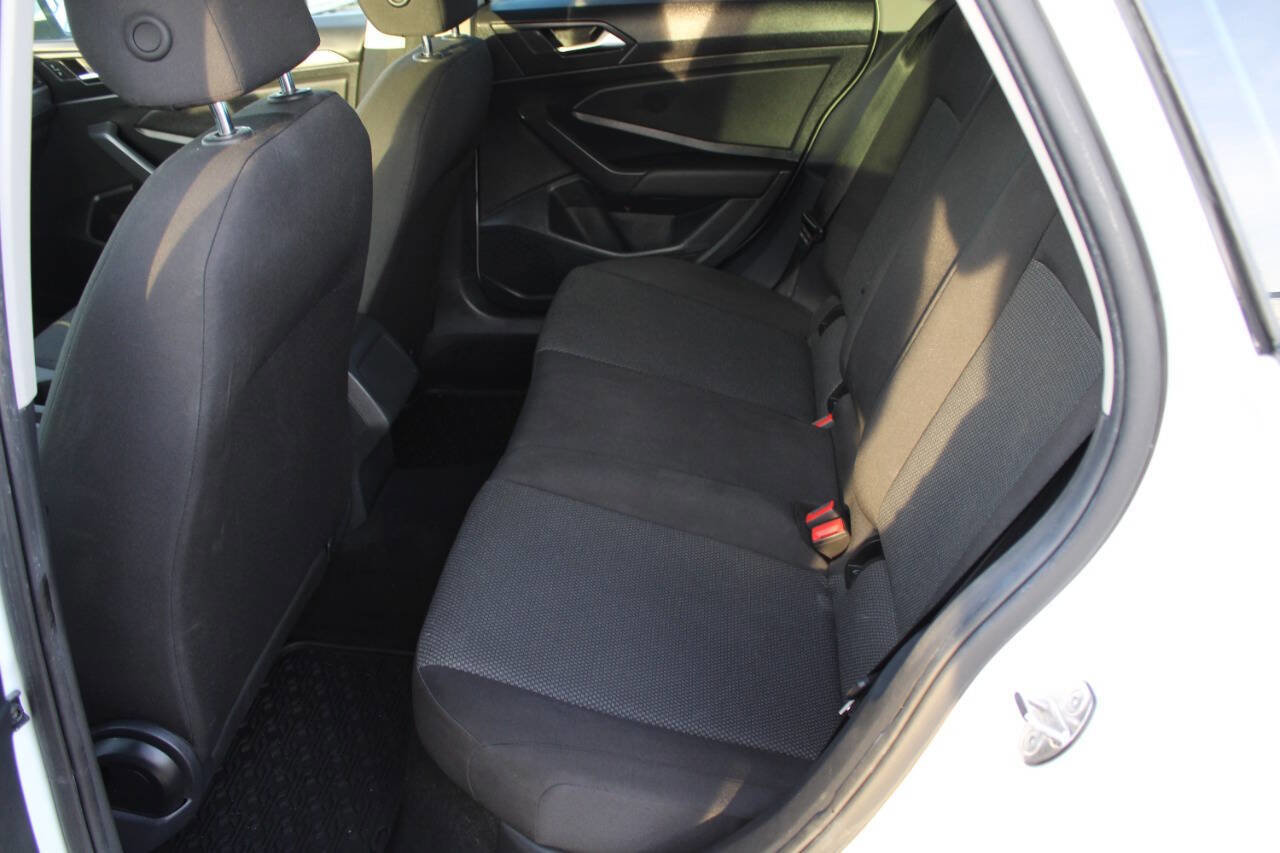 Used 2021 Volkswagen Jetta S image 10