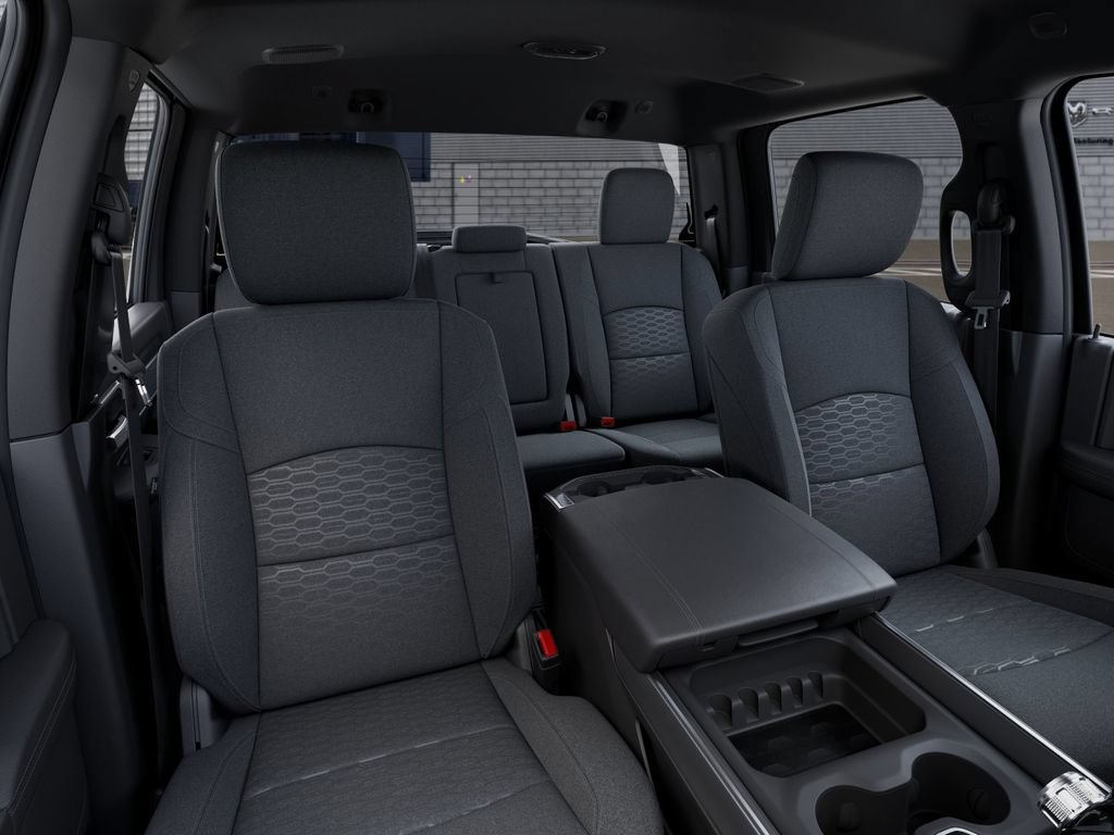 New 2026 RAM 3500 Big Horn AWD/4WD image 16