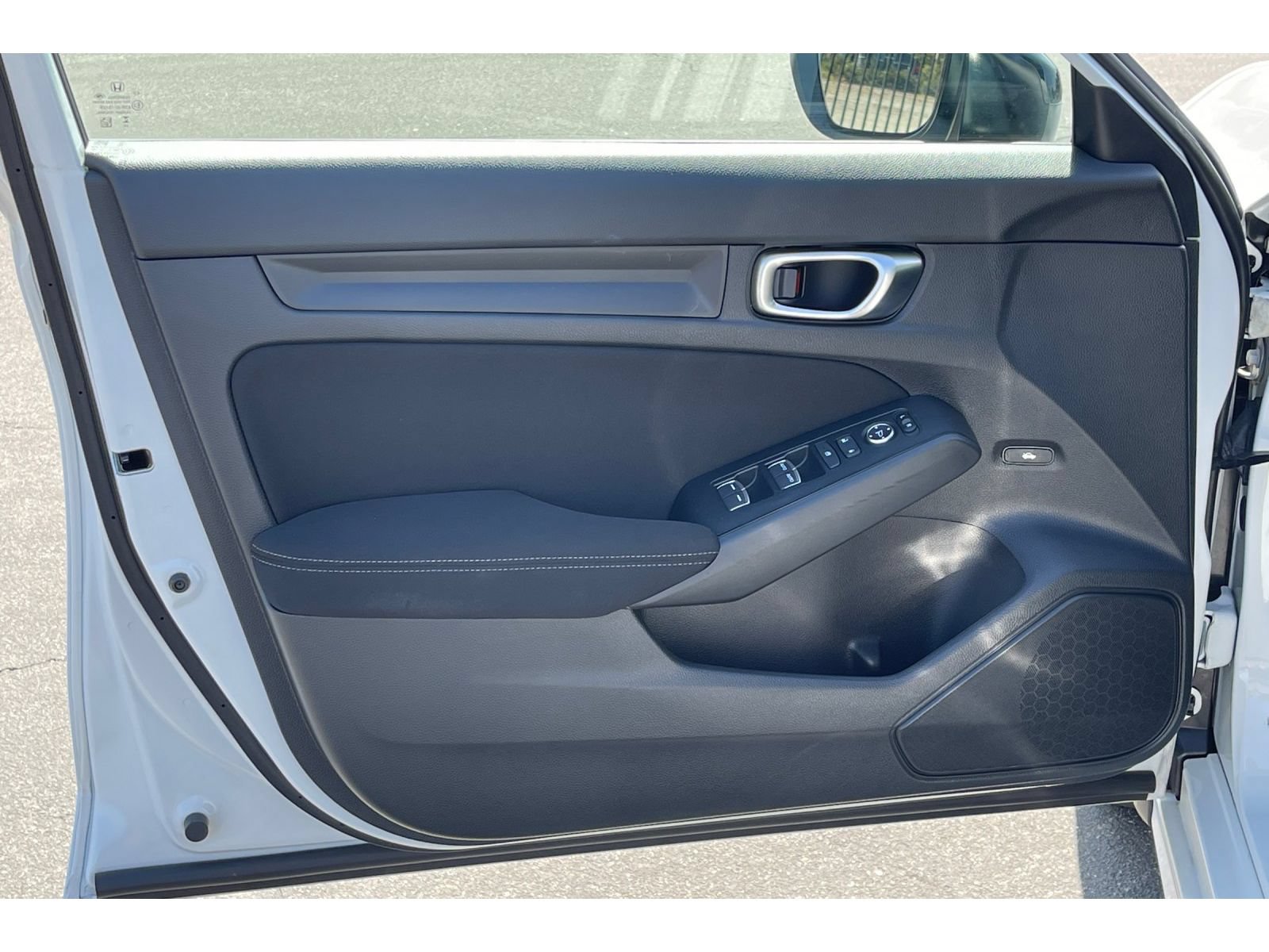 Used 2023 Honda Civic Sport image 11