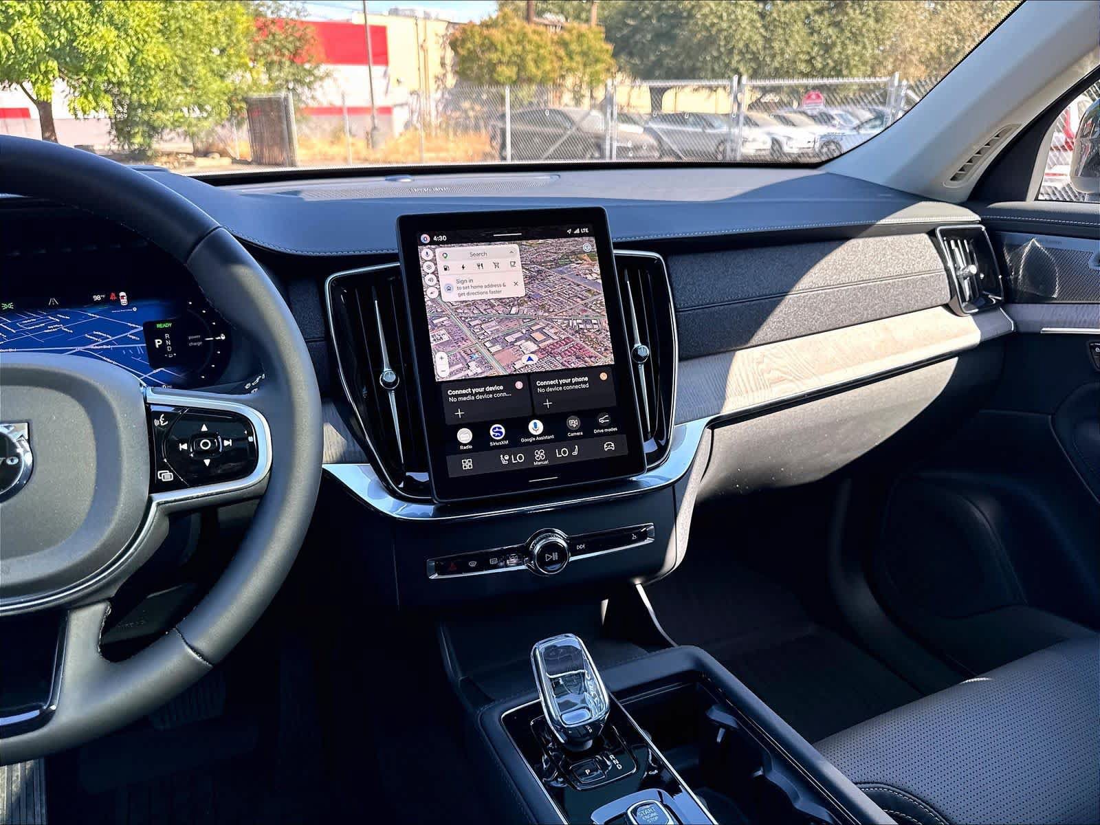 New 2026 Volvo XC90 T8 Ultra w/ Protection Package AWD/4WD image 9