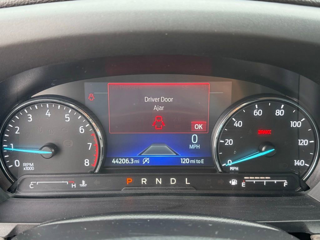 Used 2023 Ford Explorer Limited image 7