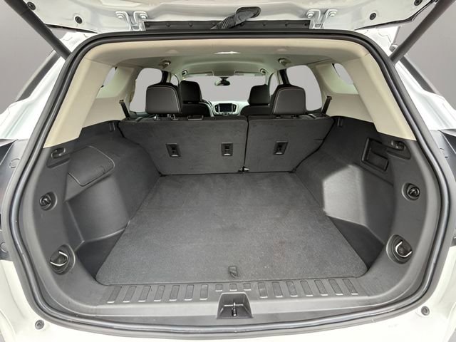 Used 2023 GMC Terrain Denali image 18