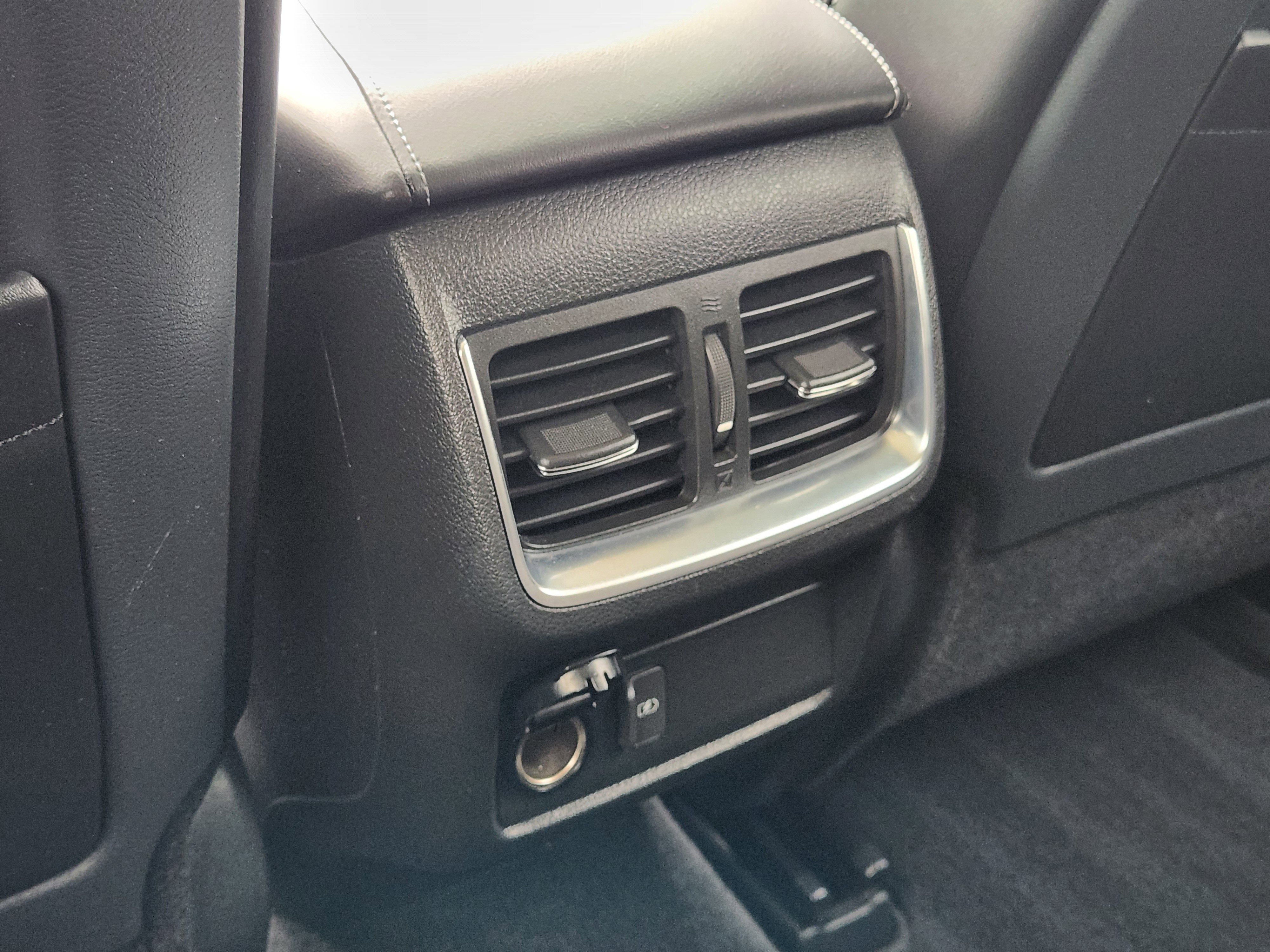 Used 2019 INFINITI QX50 Luxe w/ Navigation Package image 37