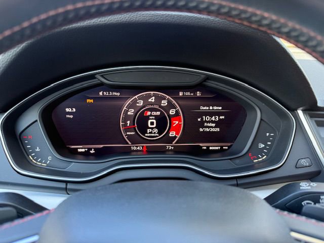 Used 2018 Audi SQ5 Premium Plus w/ Navigation Package image 26