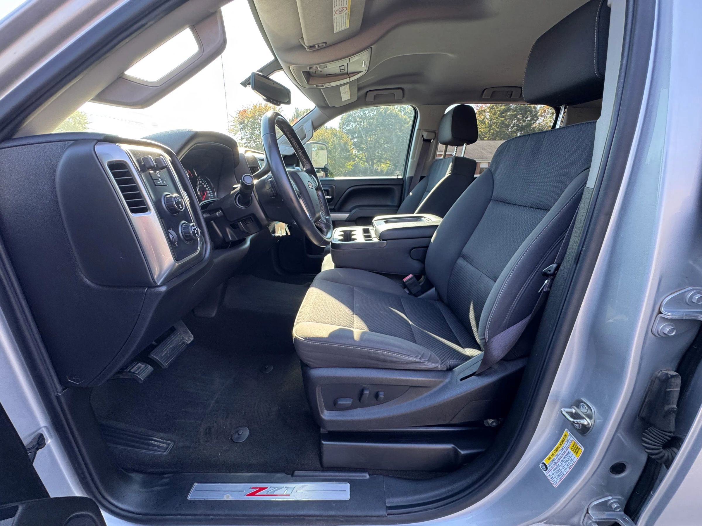 Used 2016 Chevrolet Silverado 2500 LT w/ LT Convenience Package image 15