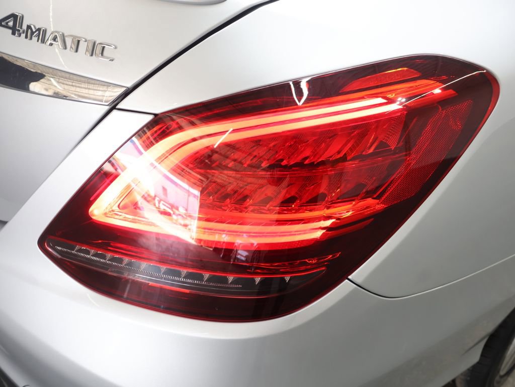 Used 2020 Mercedes-Benz C 300 4MATIC Sedan w/ Driver Assistance Package image 29