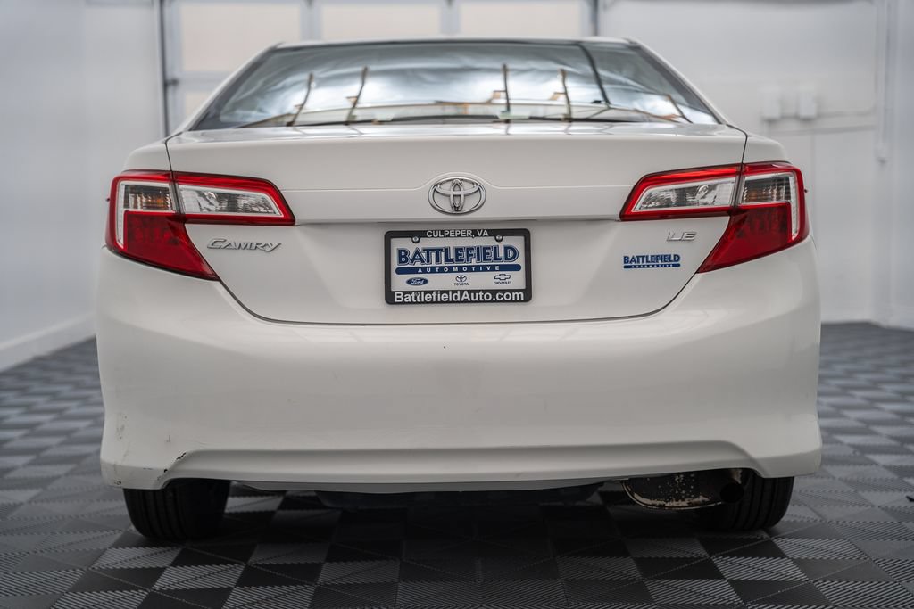 Used 2012 Toyota Camry LE FWD image 6