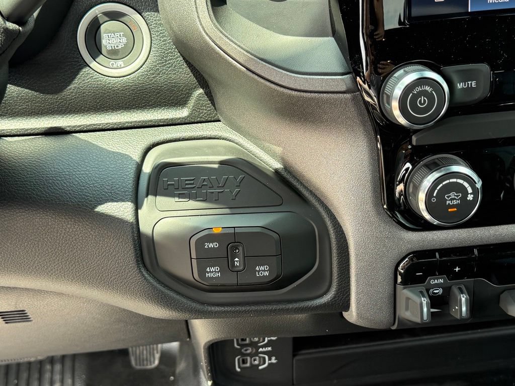 New 2026 RAM 3500 Tradesman AWD/4WD image 21