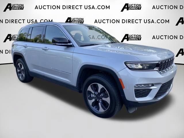 Used 2024 Jeep Grand Cherokee Limited 4xe AWD/4WD image 25